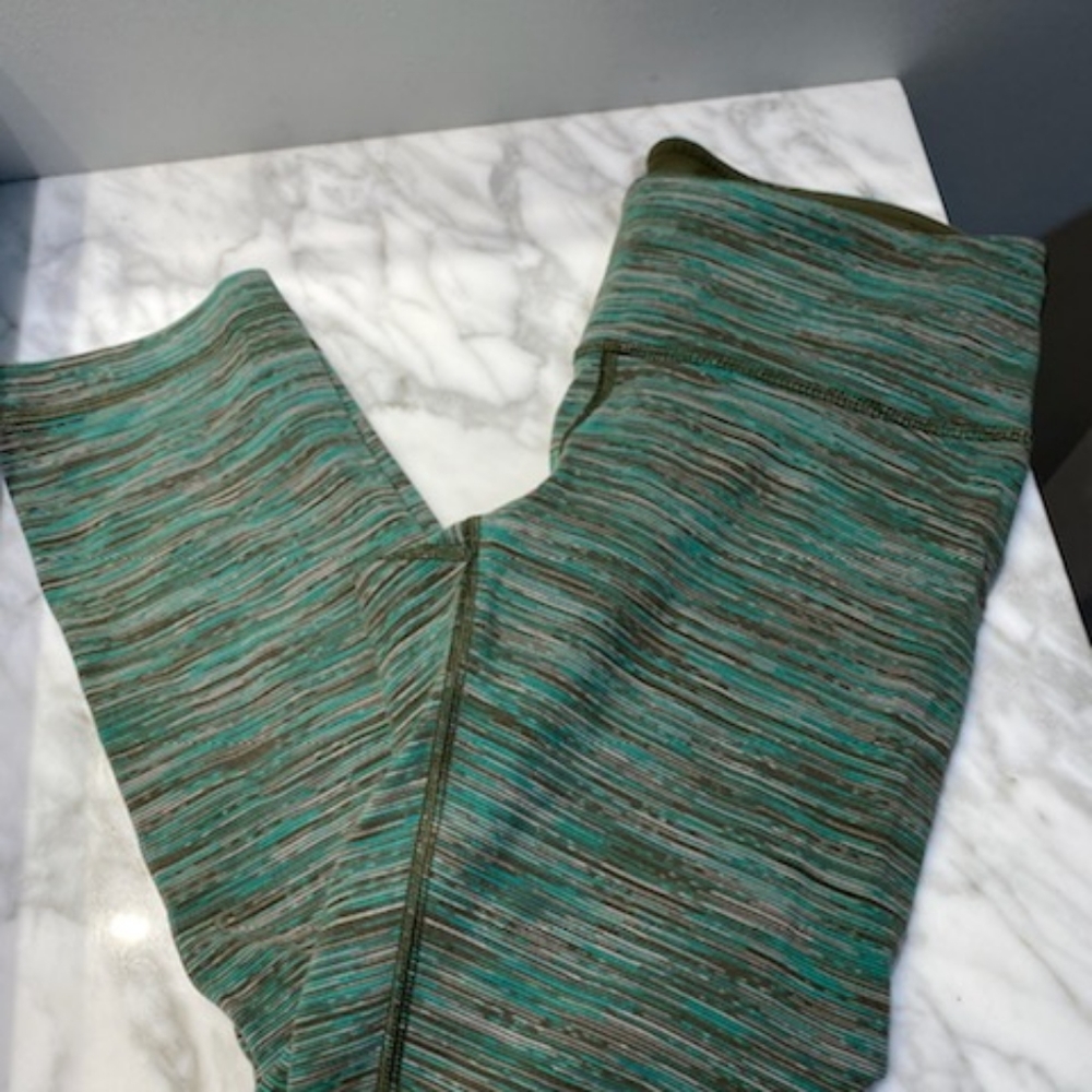 Lululemon capris
